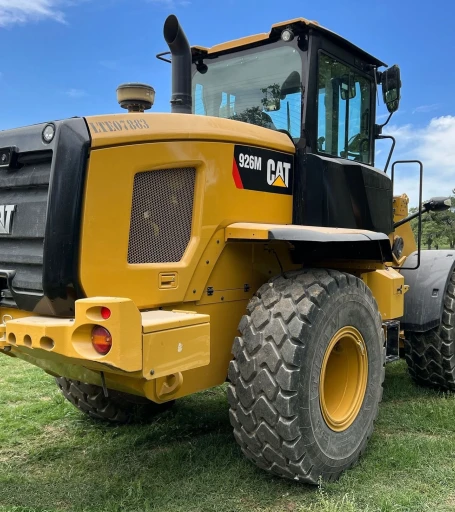 2020 Caterpillar 926M wheel loader