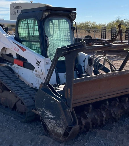 2018 Bobcat T870 tracked skid steer loader