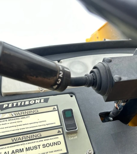 2010 Pettibone 944 telehandler