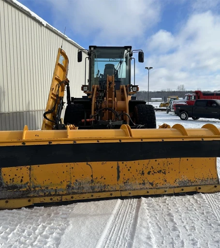 2008 CASE 621E