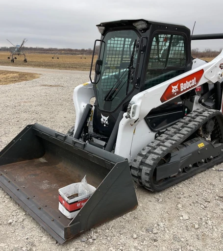 2021 Bobcat T76 R-Series Compact Track Loader