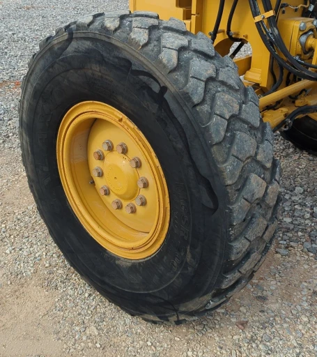 2013 Caterpillar 12M2 VHP Plus motor grader