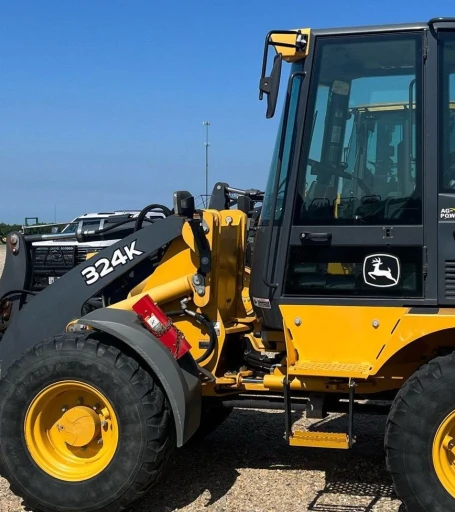 2016 John Deere 324K wheel loader