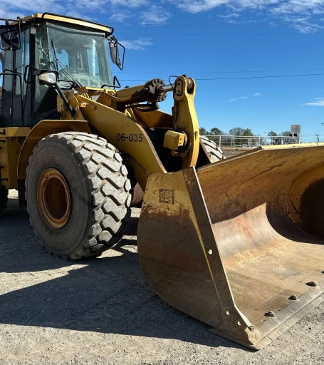 2010 Caterpillar 972H wheel loader