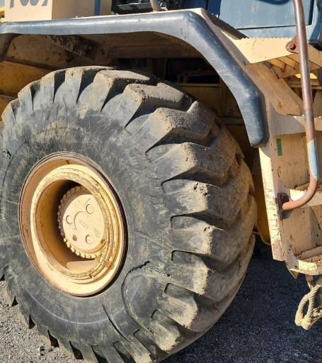 2001 John Deere 400C haul truck