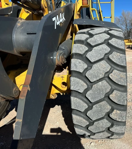 2012 John Deere 744K wheel loader