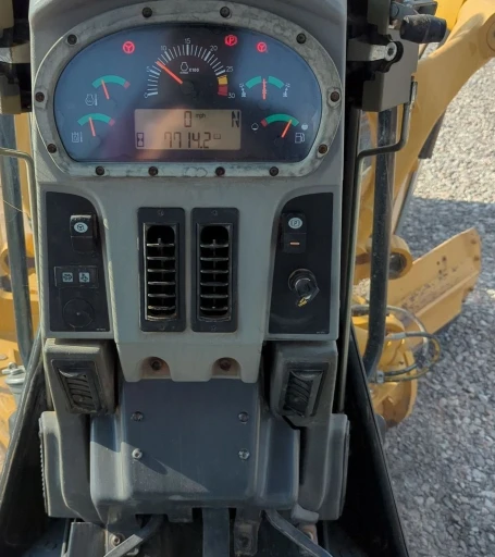 2013 Caterpillar 12M2 VHP Plus motor grader