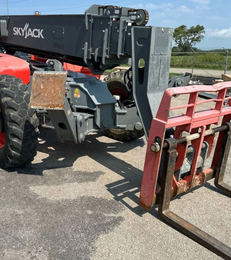2018 Skyjack SJ1056 TH telehandler