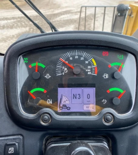 2019 Caterpillar TH408D 4x4x4 Handler