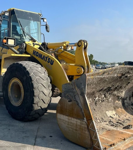 2015 Komatsu WA470-7 wheel loader