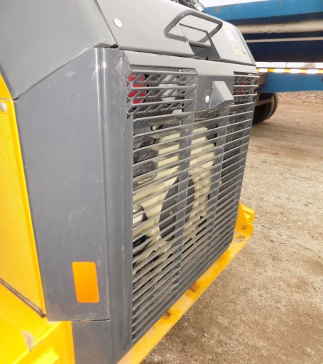 2019 John Deere 333G tracked skid steer loader1