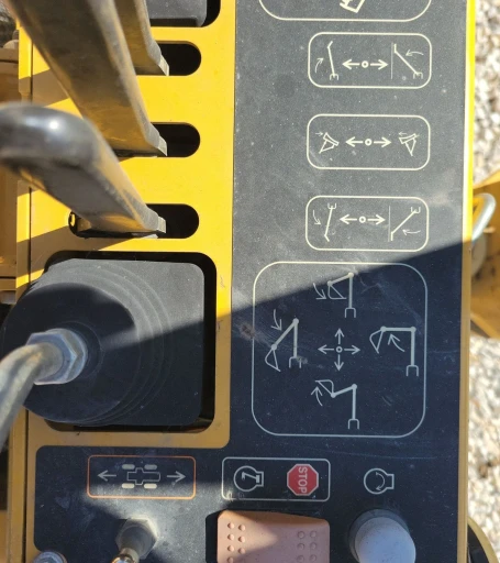 2017 Vermeer RTX750 trencher