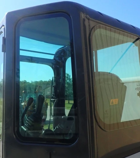 2015 Bobcat E35  mini excavator