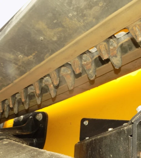 2019 John Deere 333G tracked skid steer loader1