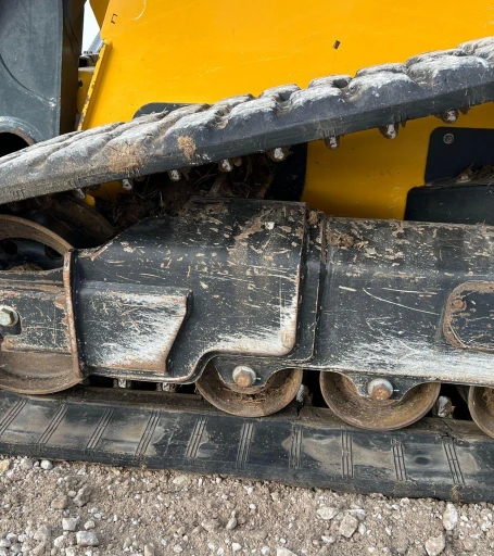 2019 John Deere 333G  tracked skid steer loader