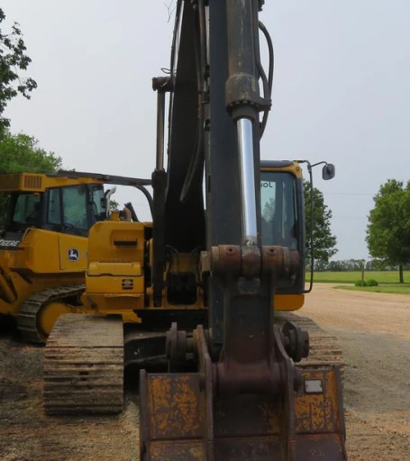 2012 John Deere 200D LC excavator