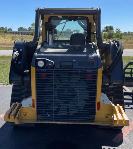 2021 John Deere 325G tracked skid steer loader