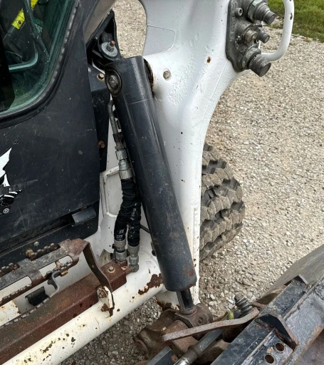 2022 Bobcat T76 R-Series tracked skid steer loader