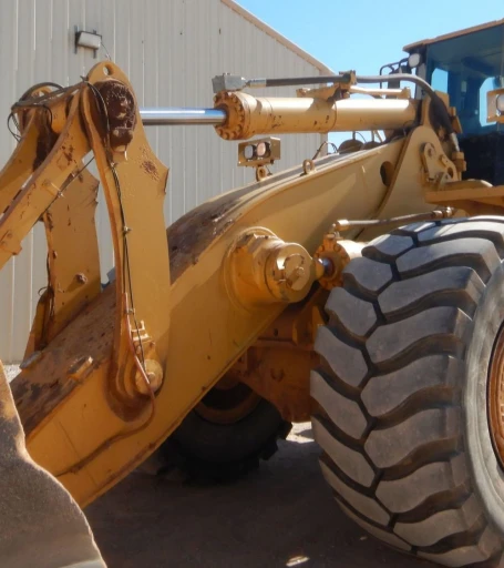 2006 Caterpillar 988H wheel loader