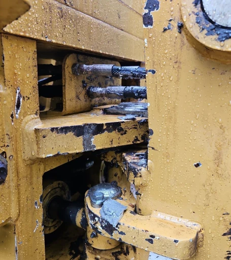 2014 Vermeer RTX1250 cable plow
