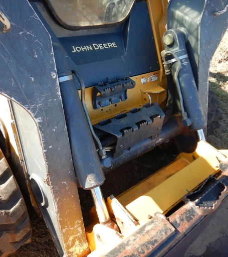 2013 John Deere 333E tracked skid steer loader