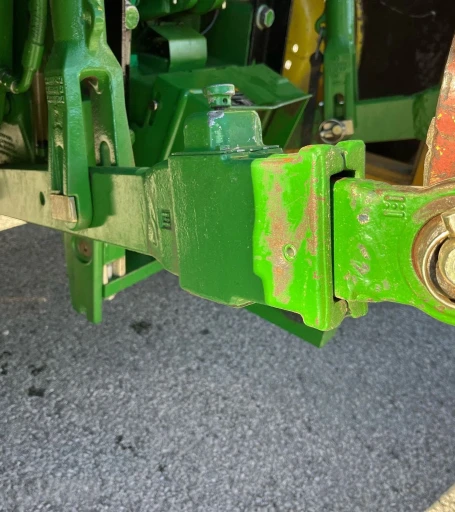 2015 John Deere 6125M MFWD tractor