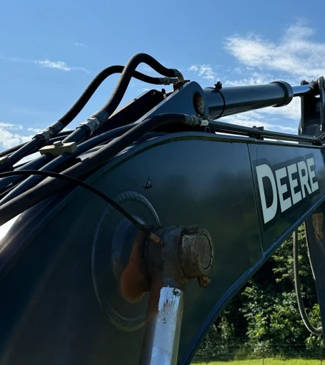 2014 John Deere 250G LC excavator