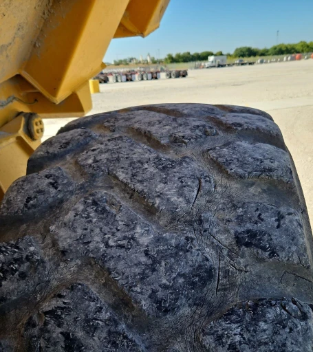2000 John Deere 400C haul truck