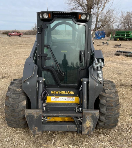 2020 New Holland L328 Skid Steer