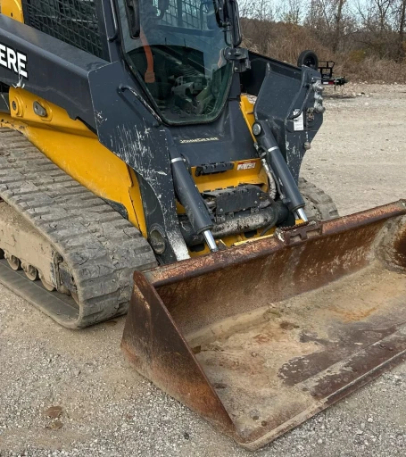 2019 John Deere 333G tracked skid steer loade