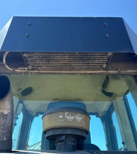 2002 Caterpillar 953C track loader