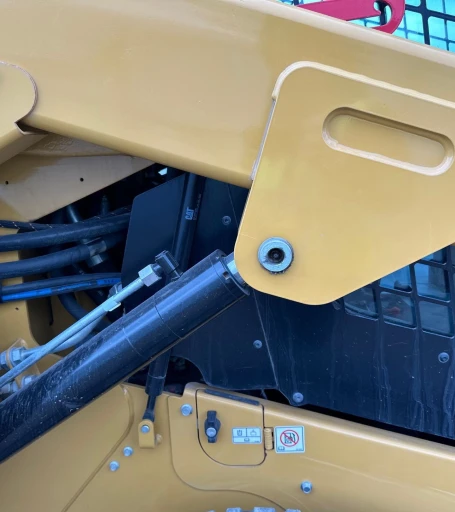 2022 Caterpillar 289D3 tracked skid steer loader