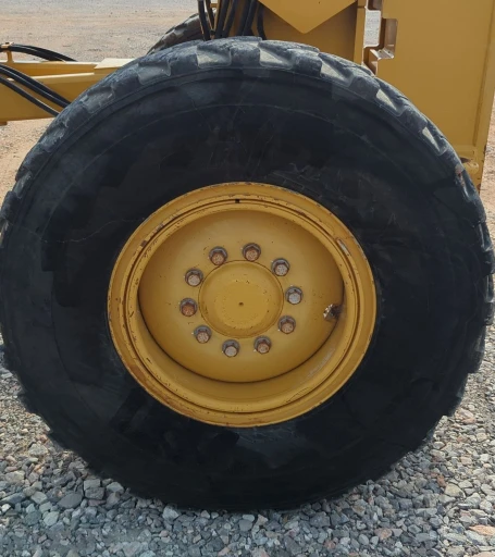 2013 Caterpillar 12M2 VHP Plus motor grader