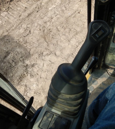 2017 Caterpillar 303.5 E2  mini excavator