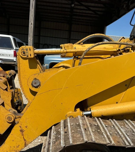2002 Caterpillar 953C track loader