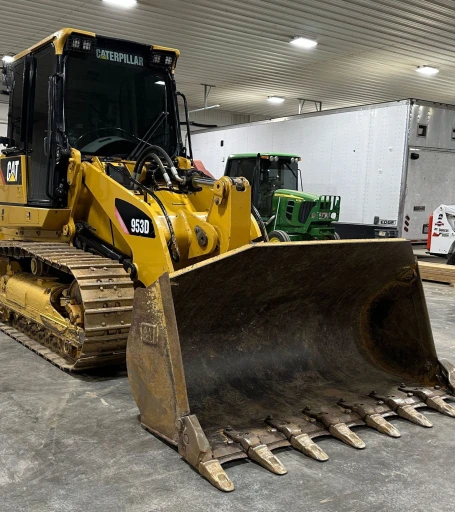 2016 Caterpillar 953D track loader