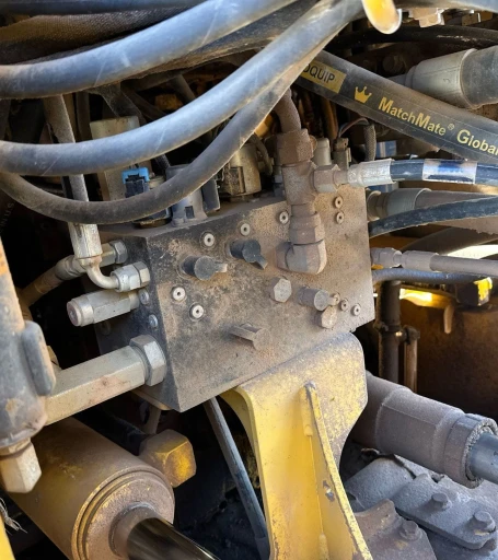 2012 John Deere 744K wheel loader