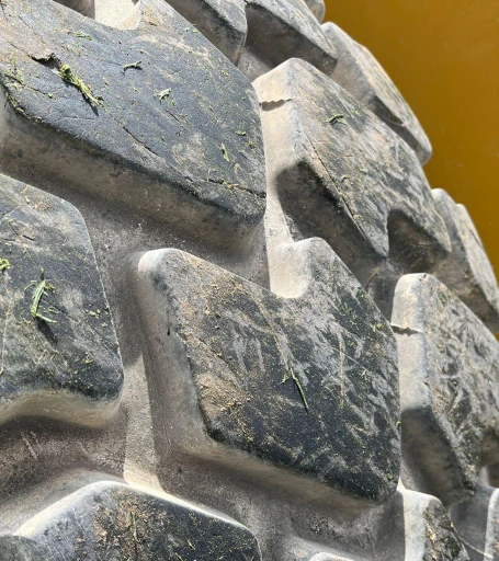 2020 Caterpillar 926M wheel loader