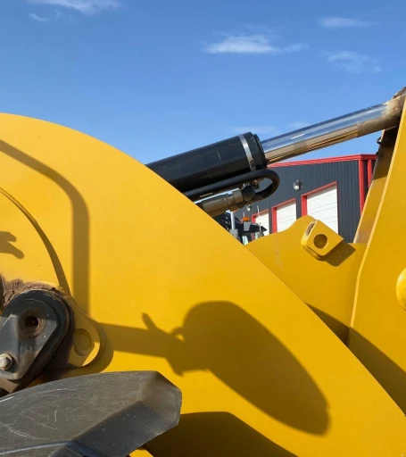 2017 Caterpillar 938M wheel loader