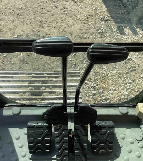 2004 Caterpillar 320CLU Excavator