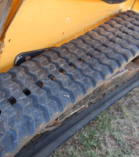 2013 John Deere 333E tracked skid steer loader