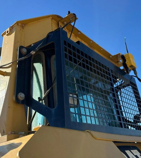 2011 Caterpillar D6T XL dozer