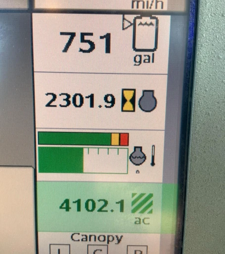 2011 John Deere 4730 Self-Propelled Sprayer
