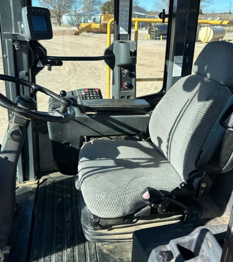 2012 John Deere 744K wheel loader