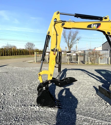 2017 CATERPILLAR 305.5E2 CR