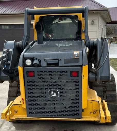 2021 John Deere 325g tracked skidsteer