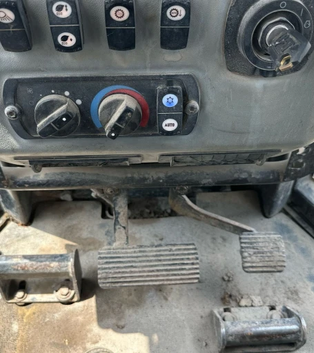 2012 Caterpillar D6N LGP dozer