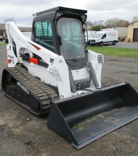 2016 BOBCAT T870 Skid Steer