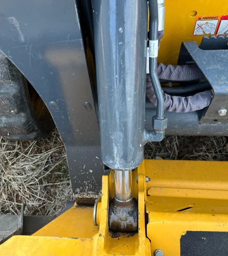 2019 John Deere 325G tracked skid steer loader