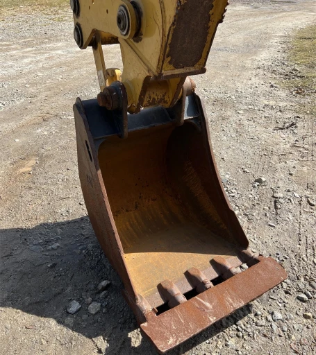 2015 CAT 420F2 BACKHOE